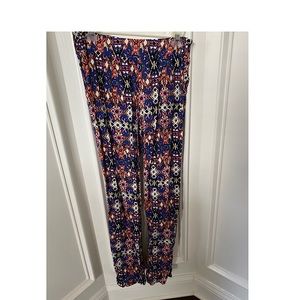 Active USA pattern joggers- Size Small